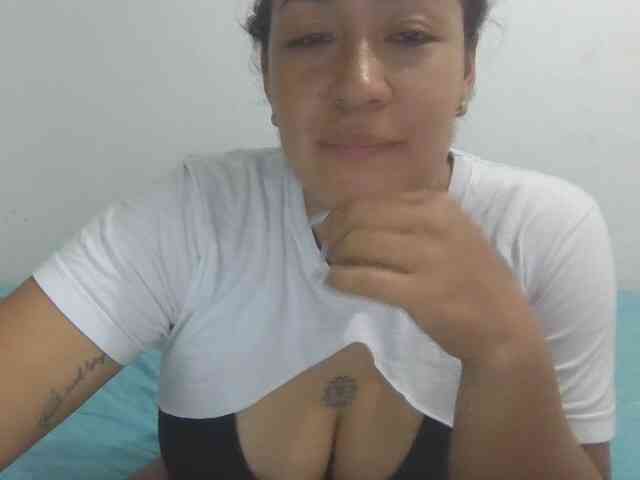 Lola-fire69 webcam