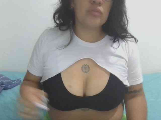 Lola-fire69 webcam