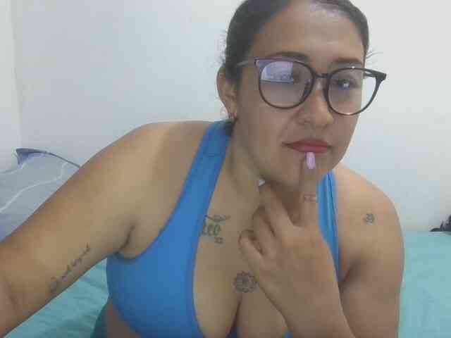 Lola-fire69 webcam