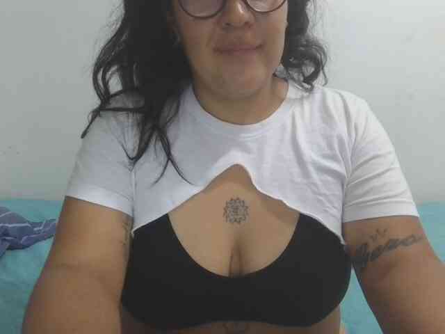 Lola-fire69 webcam