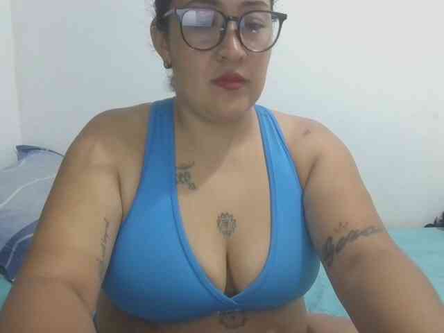 Lola-fire69 webcam
