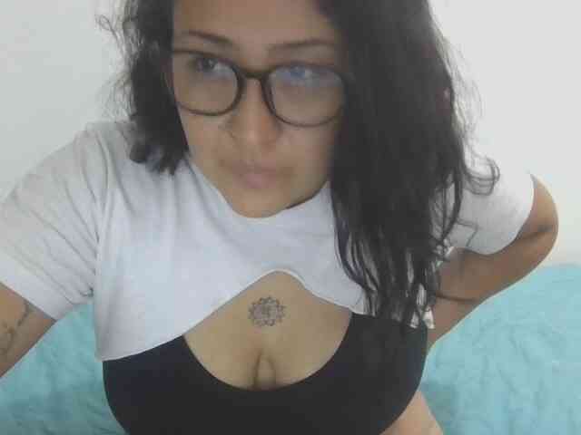 Lola-fire69 webcam