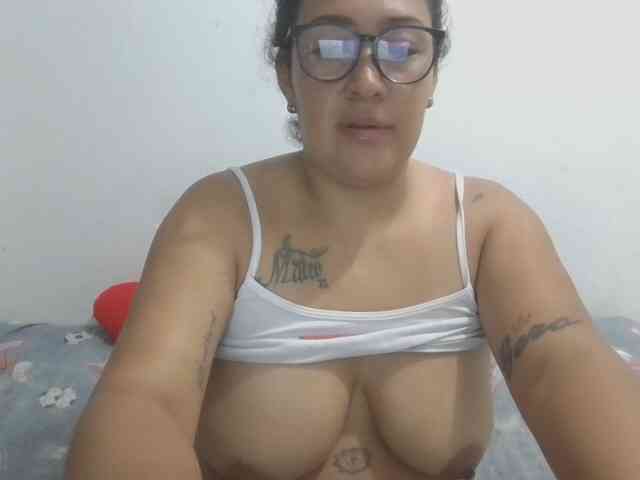 Lola-fire69 webcam