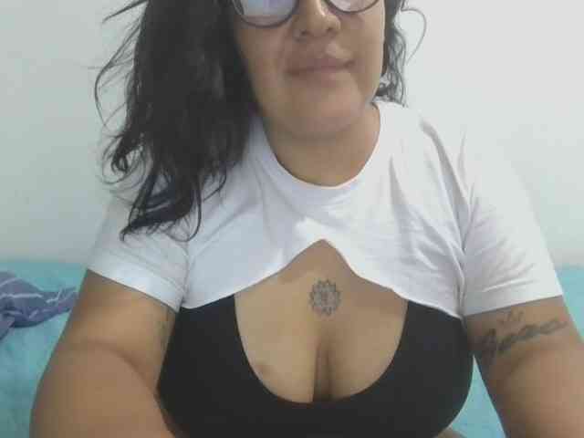 Lola-fire69 webcam