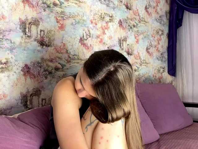 IrisFox live cam on BongaCams