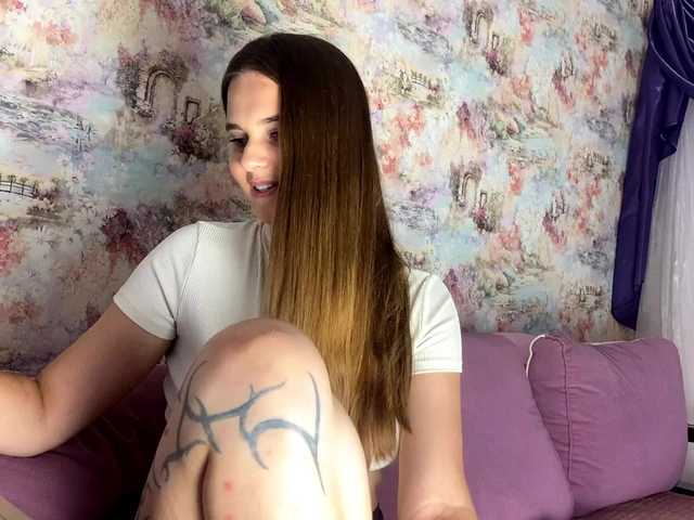 IrisFox live cam on BongaCams