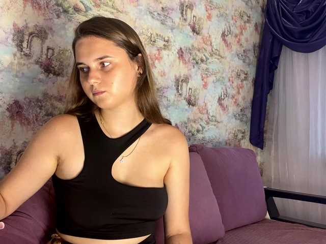 IrisFox live cam on BongaCams