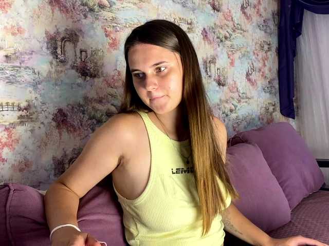 IrisFox live cam on BongaCams