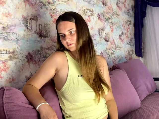 IrisFox live cam on BongaCams