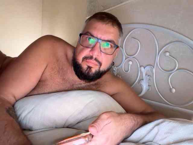 Bear-BE Sex Cam Show