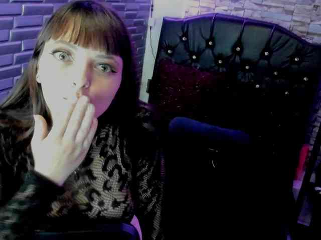 kloe-owen webcam