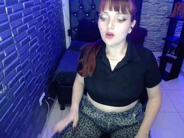 kloe-owen webcam