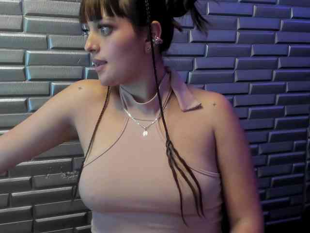 kloe-owen webcam
