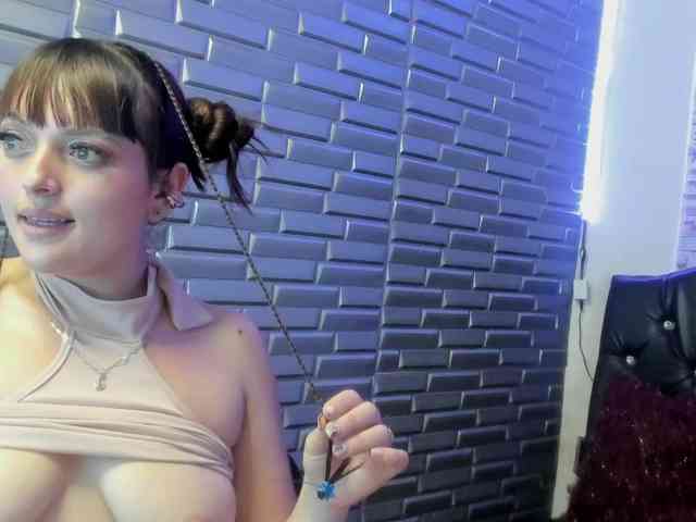kloe-owen webcam