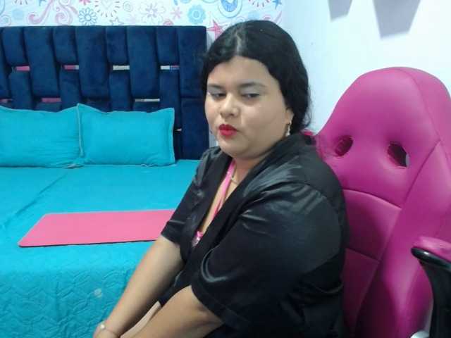 Brithany-adams live cam on BongaCams