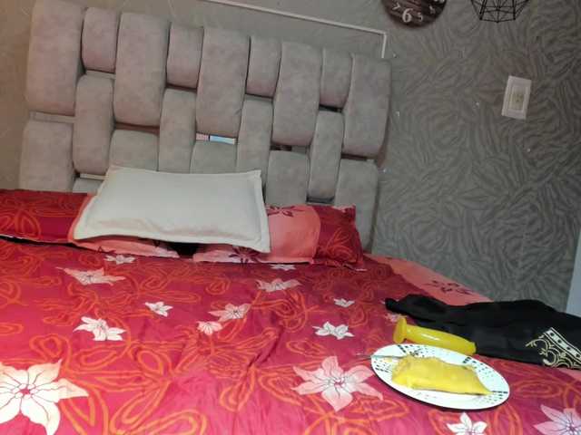 Brithany-adams live webcam show