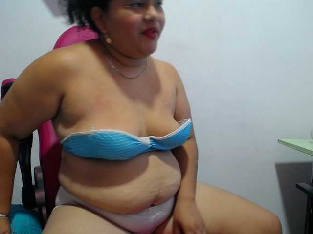 Brithany-adams live cam on BongaCams