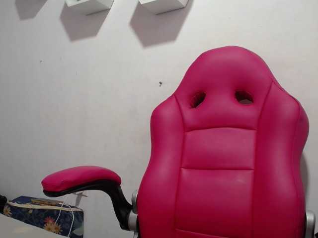 Brithany-adams live cam on BongaCams