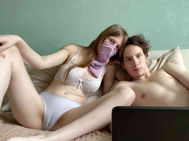 sexhunters Live Webcam on BongaCams