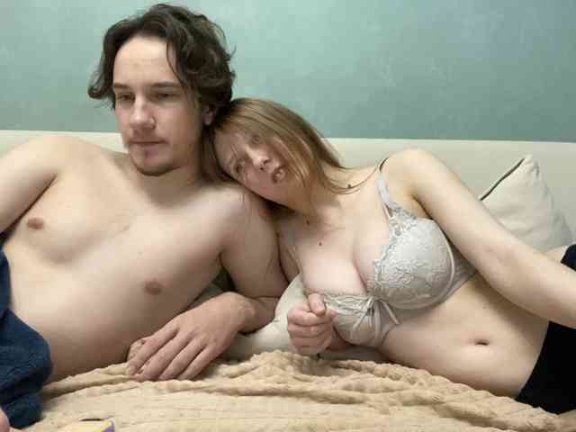 sexhunters live couple cam on bongacams