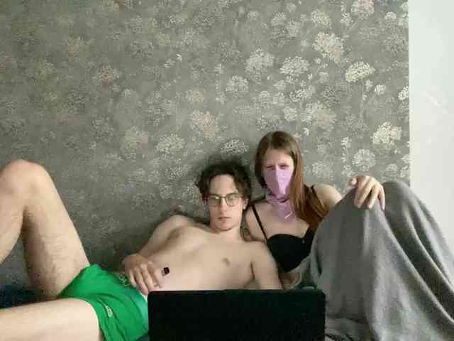Sexhunters's cam show statistics and live stream