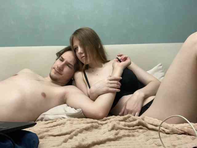 sexhunters live couple cam on bongacams