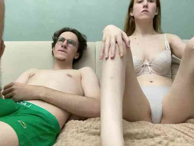 Sexhunters's cam show statistics and live stream