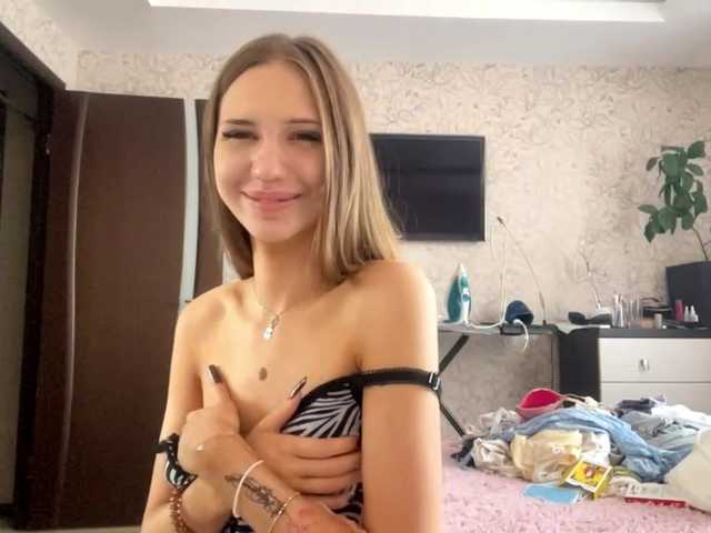 SofiaTanna live cam on BongaCams
