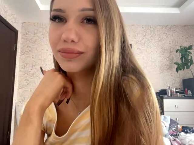 SofiaTanna live cam on BongaCams