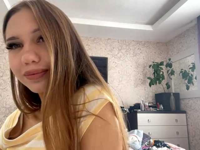 SofiaTanna live cam on BongaCams