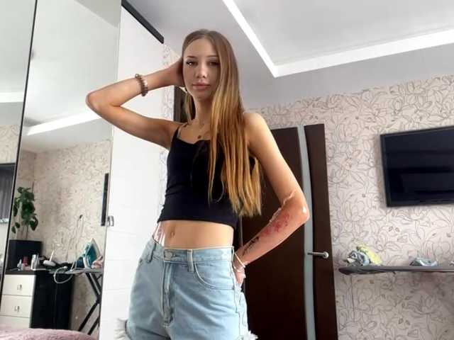 SofiaTanna live cam on BongaCams