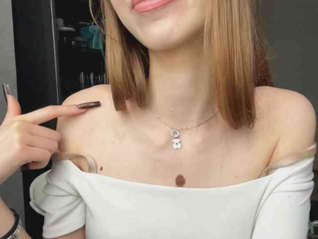 Modèle: SofiaTanna