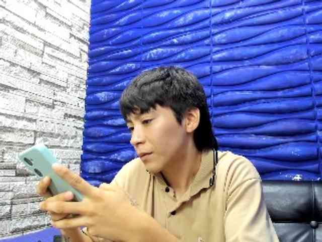 juandiego420 Live Webcam on BongaCams