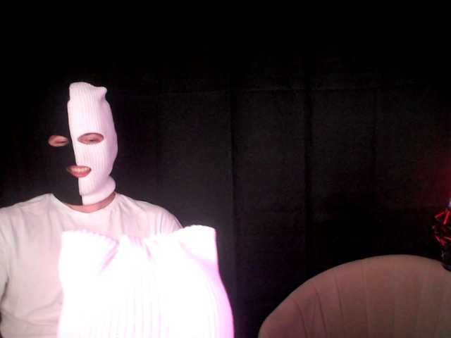 nik-luna live show