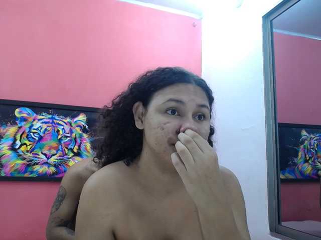 latinosninfomanos live cam on BongaCams