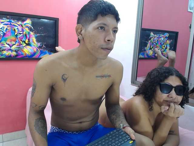 latinosninfomanos live cam on BongaCams