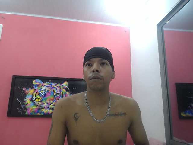 latinosninfomanos