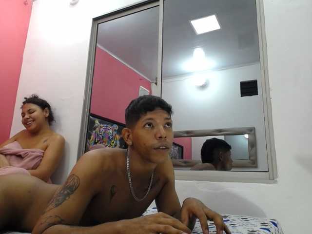 latinosninfomanos live cam on BongaCams