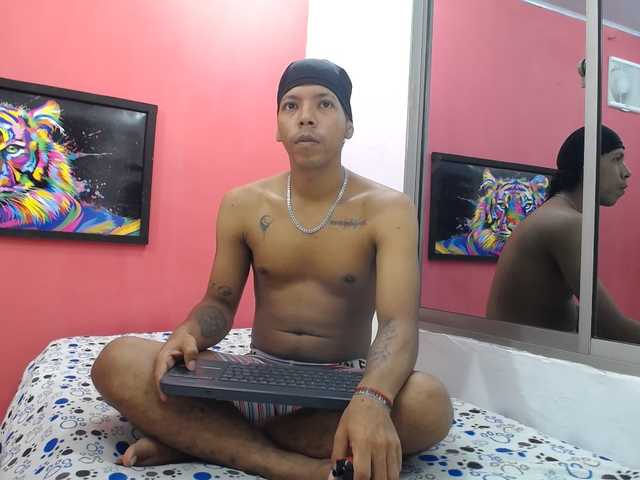 latinosninfomanos