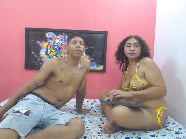 latinosninfomanos live cam on BongaCams