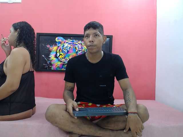 latinosninfomanos live cam on BongaCams