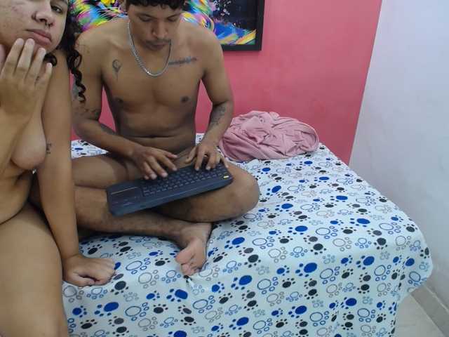 latinosninfomanos live cam on BongaCams