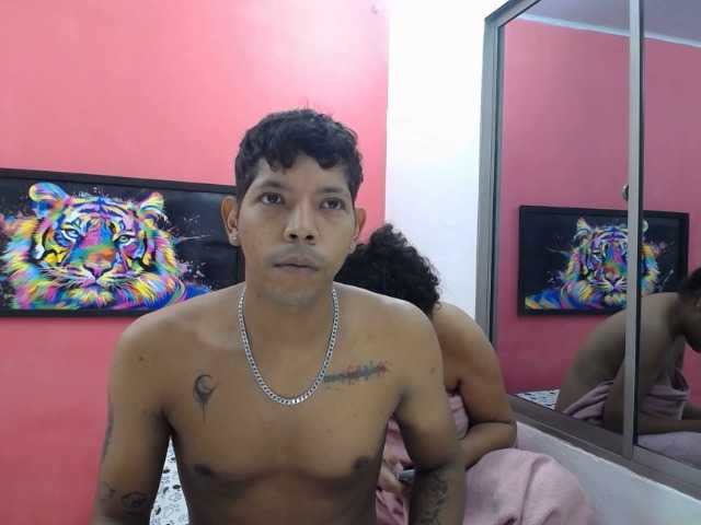 latinosninfomanos live cam on BongaCams