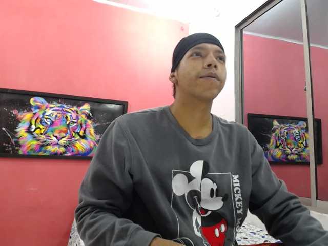 latinosninfomanos