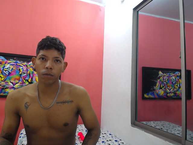 latinosninfomanos