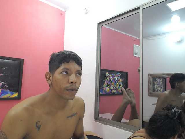 latinosninfomanos live cam on BongaCams