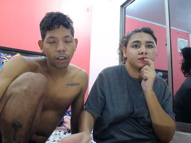 latinosninfomanos live cam on BongaCams