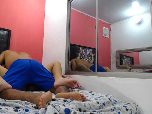 latinosninfomanos live cam on BongaCams