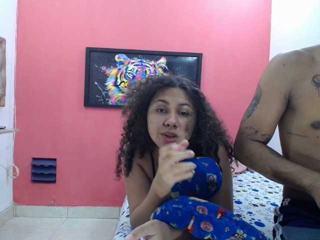 latinosninfomanos live cam on BongaCams