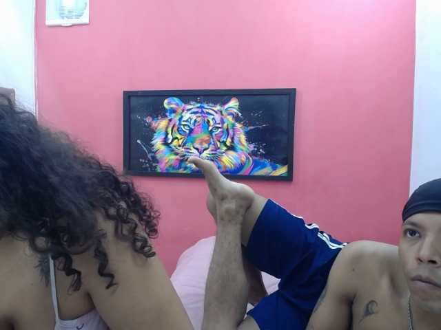 latinosninfomanos live cam on BongaCams